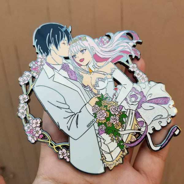 Hiro/Zero Two Wedding 4 inch pin